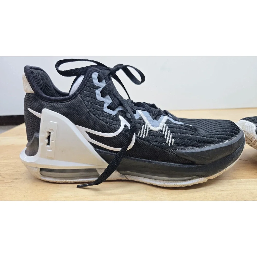 Nike LeBron James Witness VI 6 Black White Dark Obsidian DO9843-002 Men's 6.5